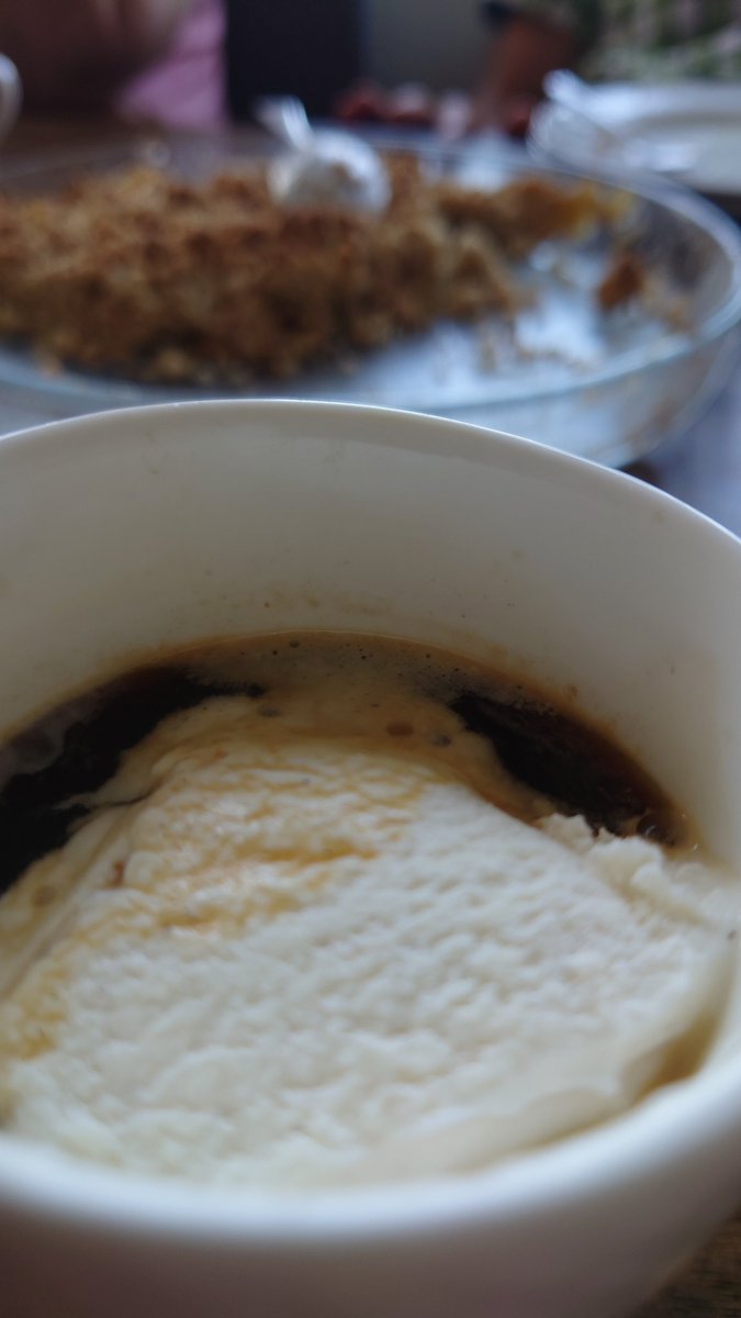 Budgetaffogato deluxe + hembakad smulpaj