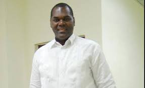JharynJerez's tweet photo. Fallece a la edad de 57 años el ex jugador de baloncesto y selección dominicana de dicho deportes Soterio Ramírez. https://t.co/vx3bLbpy6C