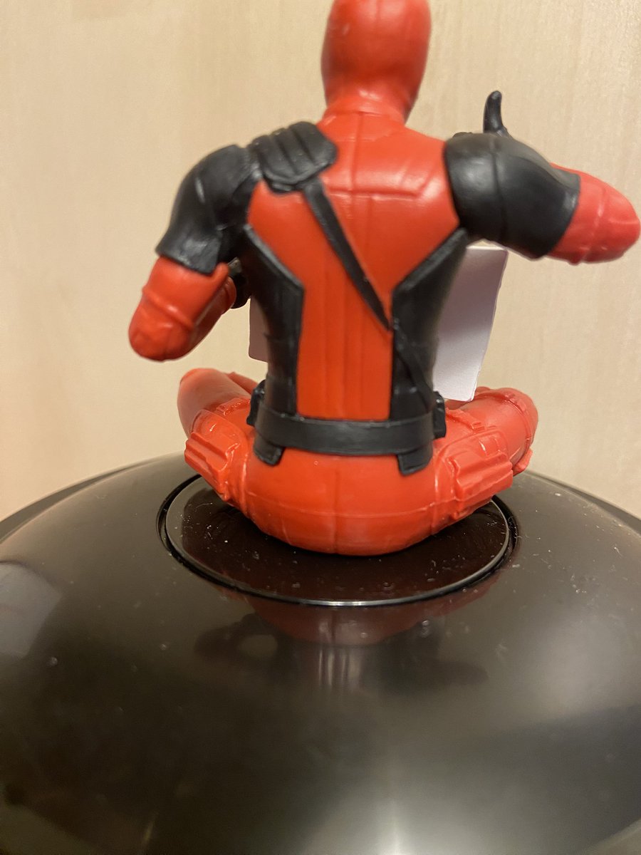 Apyrox1's tweet photo. @VancityReynolds since when are you that flat? https://t.co/XOGYUPEEhd
