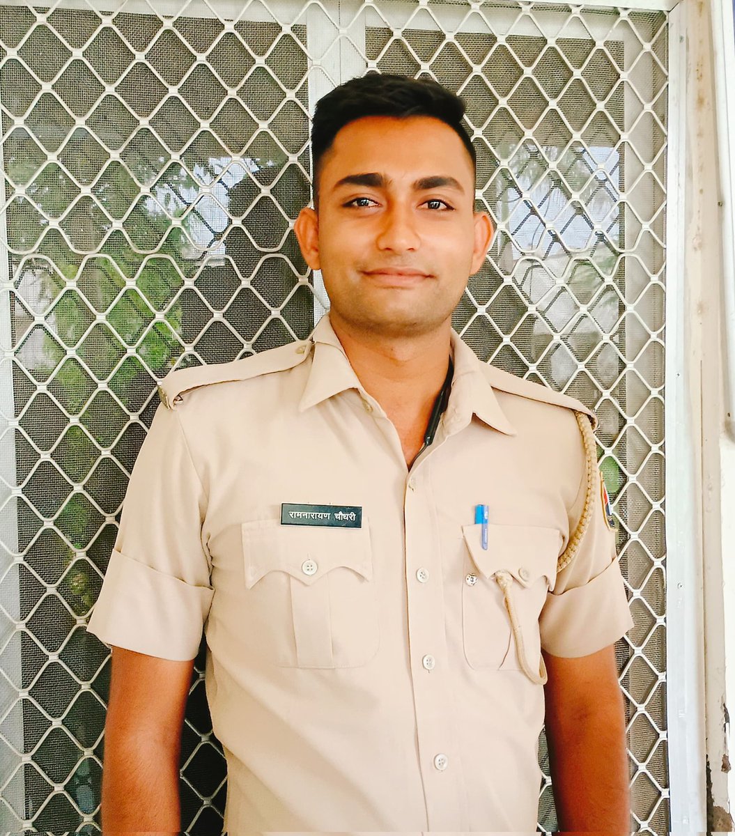 अकेले रहना नकली लोगों से घिरे रहने से बेहतर ही होता है...........

रामचौधरी ❤️🤟