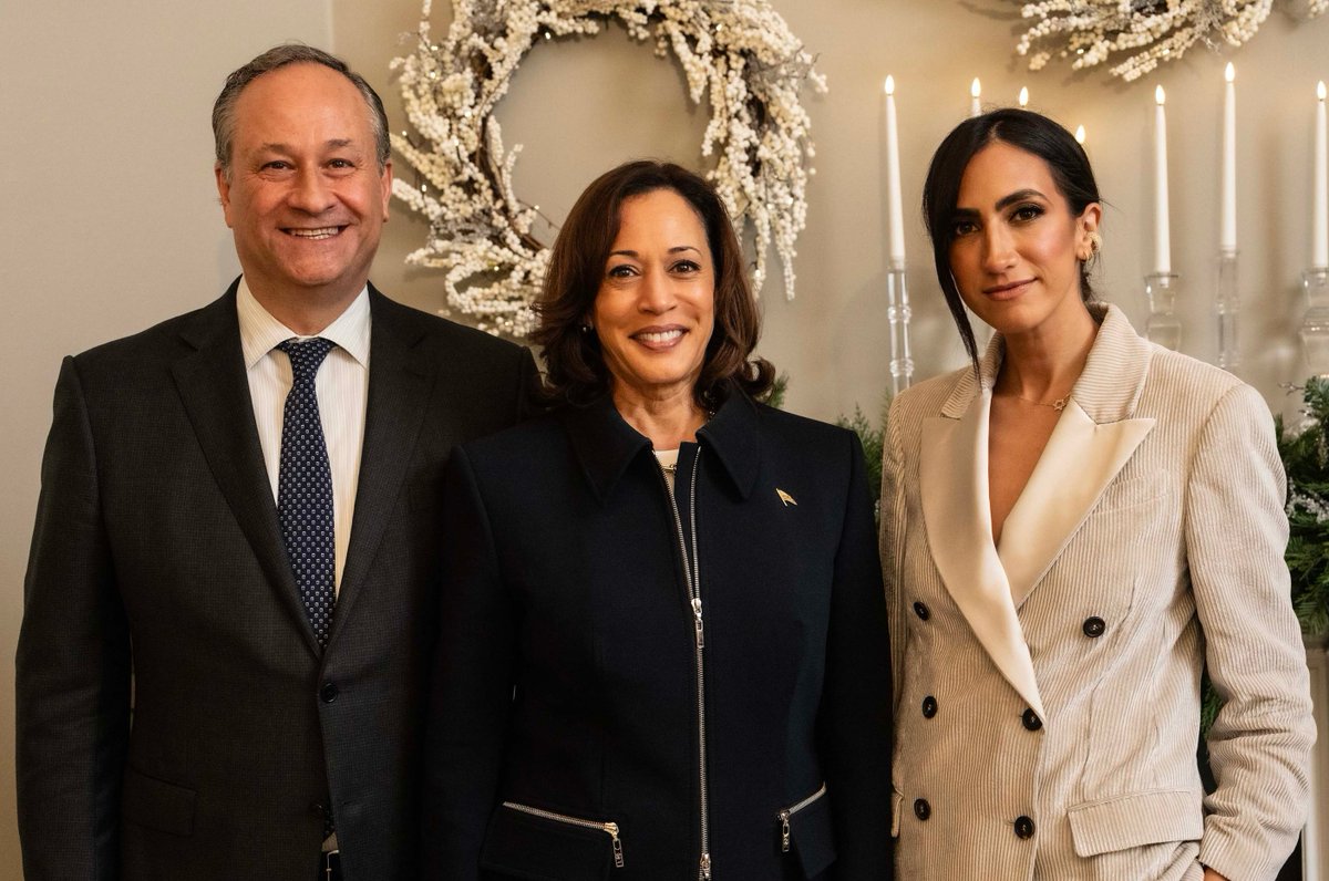 I support Kamala! I would not be a mother without IVF and only she will protect the rights of parents to have families. She is working to protect women's rights across the board and to protect our democracy #WomenforHarris