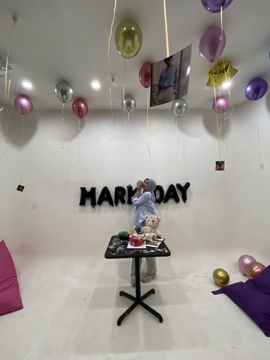 1stsunnyhyuck's tweet photo. mau ikutann caperrr siapa tauu markk bisa liatt aku 🥹🥹🥹🫶🫶🫶
🫶🫶🫶 i love u markkkk 🫶🫶🫶
#STUDIO1999 #youaremyMARKstar https://t.co/VRb4g4Rq6b