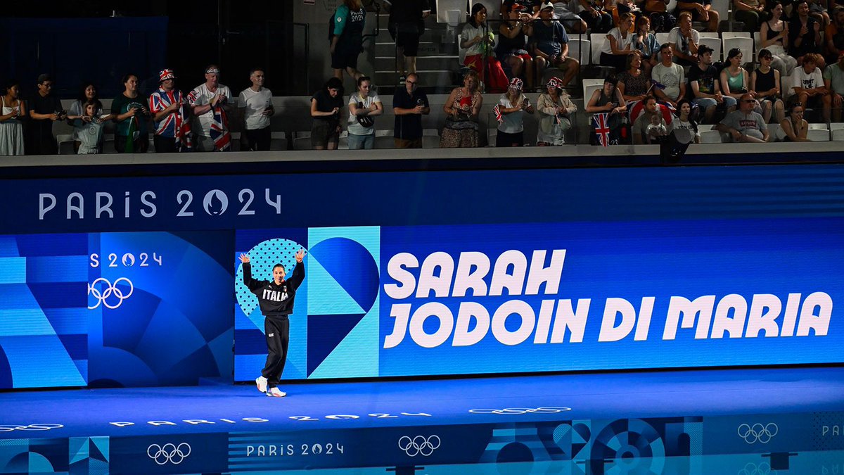 FINOfficial_'s tweet photo. Una bravissima Sarah Jodoin di Maria si qualifica per la finale dalla piattaforma, in programma martedì 6 agosto alle ore 15:00, con il decimo punteggio.
Si ferma in semifinale Maia Biginelli.
📸 @DBM_Media
#Italtuffi #Azzurre #ItaliaTeam #Paris2024 #Olympics #Diving https://t.co/SF1svS2L6B