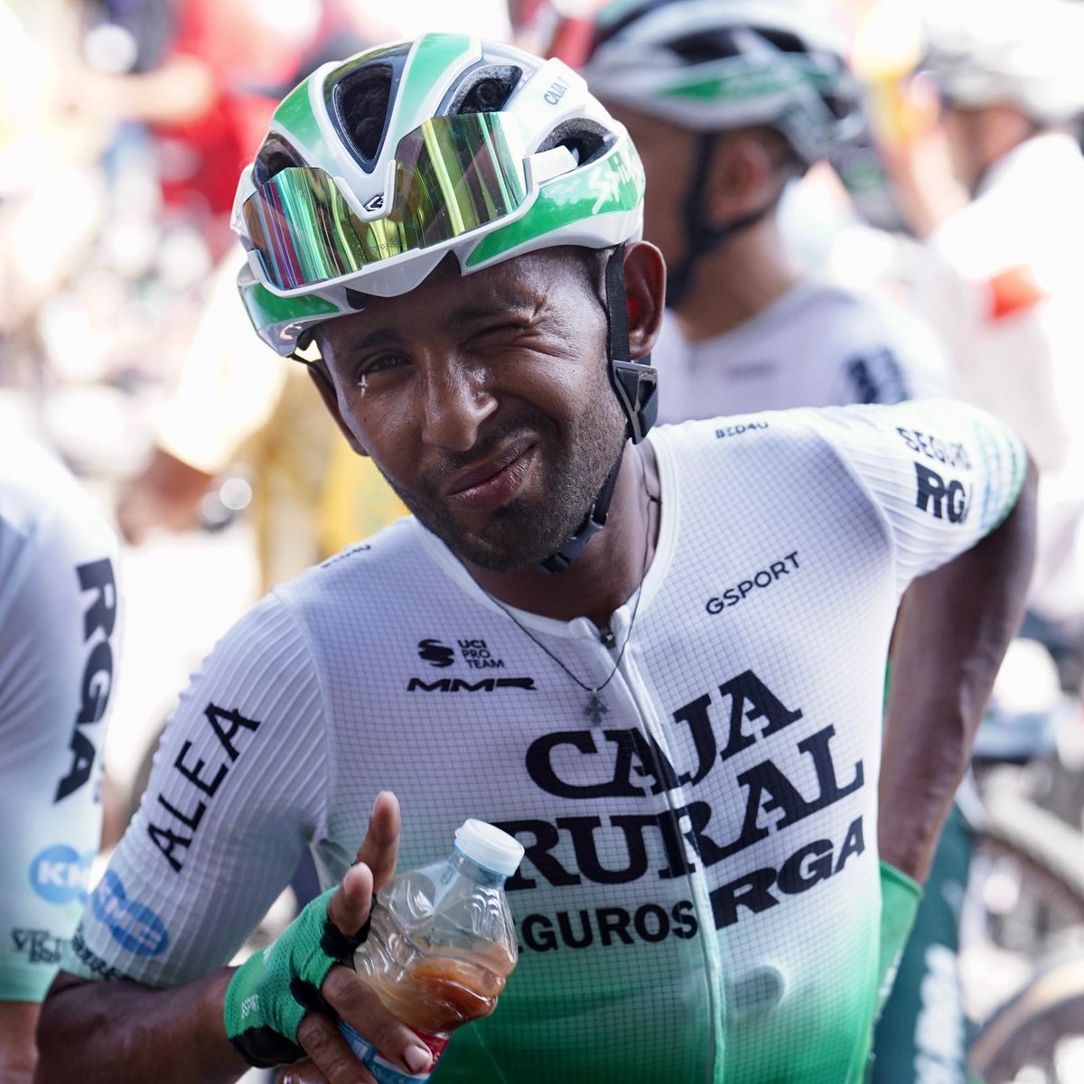 #VueltaBurgos Como se esperaba, un sprint masivo resolvió la primera etapa con final en la capital. El checo Pavel Bittner (DSM) fue el más rápido con <a href="/KinfeMulu/">Mulu Kinfe hailemichael</a> como el mejor CJR en meta.

📸 <a href="/SprintCycling/">SprintCycling</a> 

#SúmateAlVerde 💚