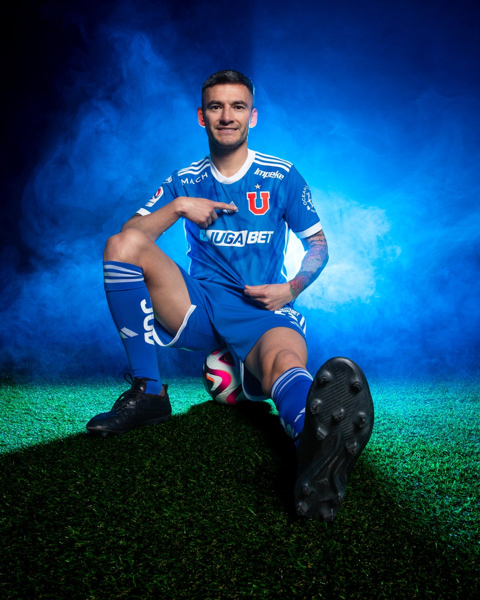 udechile's tweet image. Nuestro Príncipe Azul 😍 @CharlesAranguiz