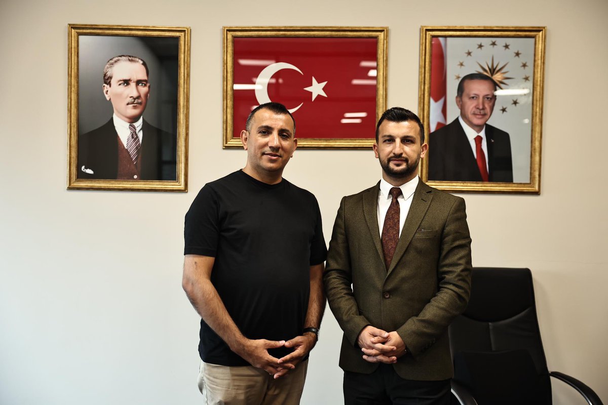 Volkan Çeliktürk (@volkancturk) on Twitter photo Bağcılar Belediyesi Basın Yayın Müdürü Ersin Çevik Beyi ziyaret ederek hayırlı olsun ve başarı dileklerimi sundum.
<a href="/Ersinncevik/">Ersin Çevik</a> <a href="/abdullahozdemir/">Abdullah Özdemir</a> <a href="/suleymantunc_/">Süleyman Tunç</a> <a href="/BagcilarBld/">Bağcılar Belediyesi</a> Bağcılar Belediyesi Basın Yayın Müdürü Ersin Çevik Beyi ziyaret ederek hayırlı olsun ve başarı dileklerimi sundum.
<a href="/Ersinncevik/">Ersin Çevik</a> <a href="/abdullahozdemir/">Abdullah Özdemir</a> <a href="/suleymantunc_/">Süleyman Tunç</a> <a href="/BagcilarBld/">Bağcılar Belediyesi</a>