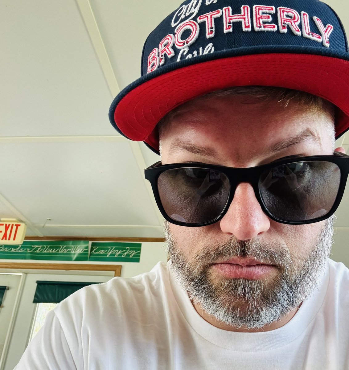 Dadizard's tweet photo. Going back to school, Amish-style
#paTrip https://t.co/ck25Ooy0hJ
