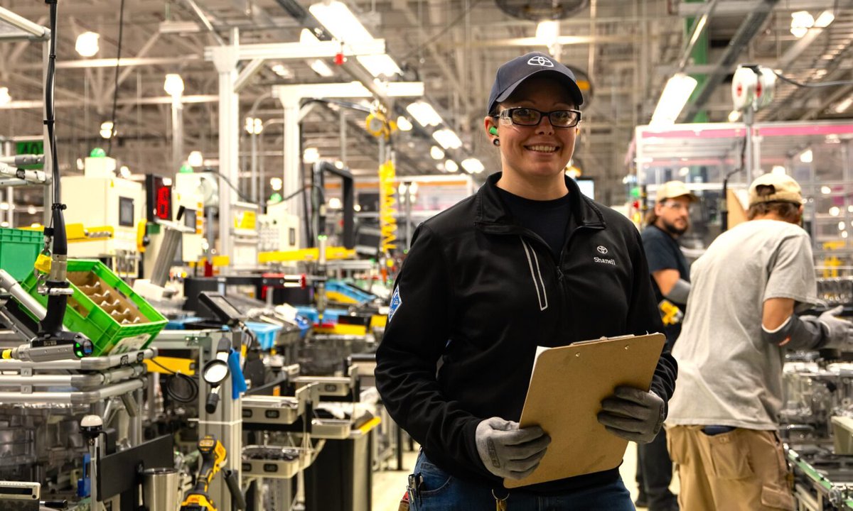WV_TechPark's tweet photo. Toyota #WestVirginia Revs Up Production for Electrified Future - @Toyota - #EV #Manufacturing and #Innovation in #AlmostHeaven #YesWV 
 https://t.co/ZlO44VWeCq https://t.co/xffzoFOFIj