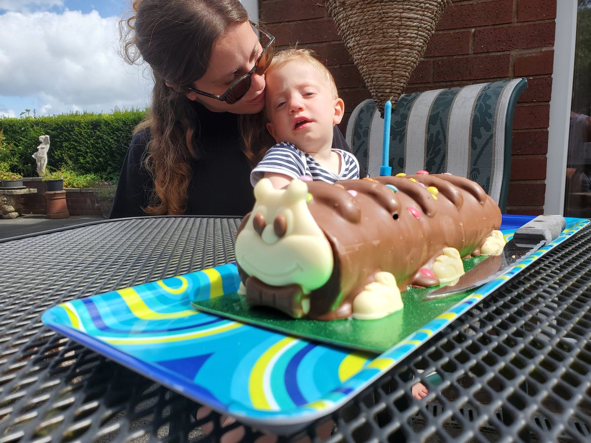 hubmaker's tweet image. If #cuthbert isn&apos;t at your party, have you even had a birthday? Happy 1st bithday Ernie! @AldiUK