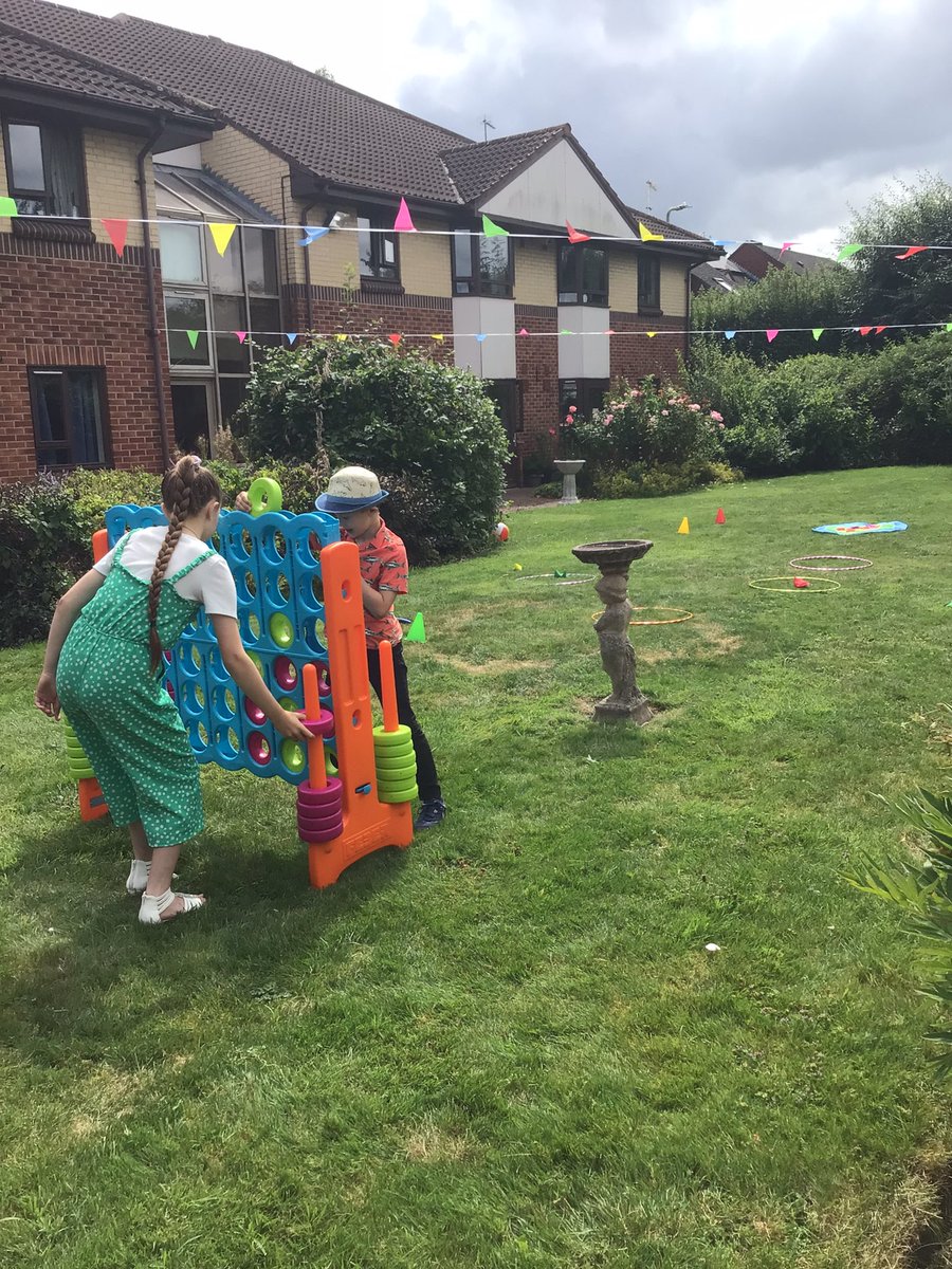 Saturday at our summer barbecue in memory of Fred who passed away early this year, he would have turn 100 on Saturday, we have planted a rose plant in our garden in memory of Fred. Thank you to everyone who join us to make the day special <a href="/AnchorLaterLife/">Anchor</a> 😎🎤🪴🎶🌼🌺🕺💃