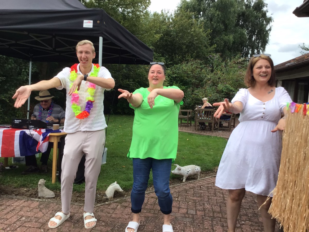 Saturday at our summer barbecue in memory of Fred who passed away early this year, he would have turn 100 on Saturday, we have planted a rose plant in our garden in memory of Fred. Thank you to everyone who join us to make the day special <a href="/AnchorLaterLife/">Anchor</a> 😎🎤🪴🎶🌼🌺🕺💃