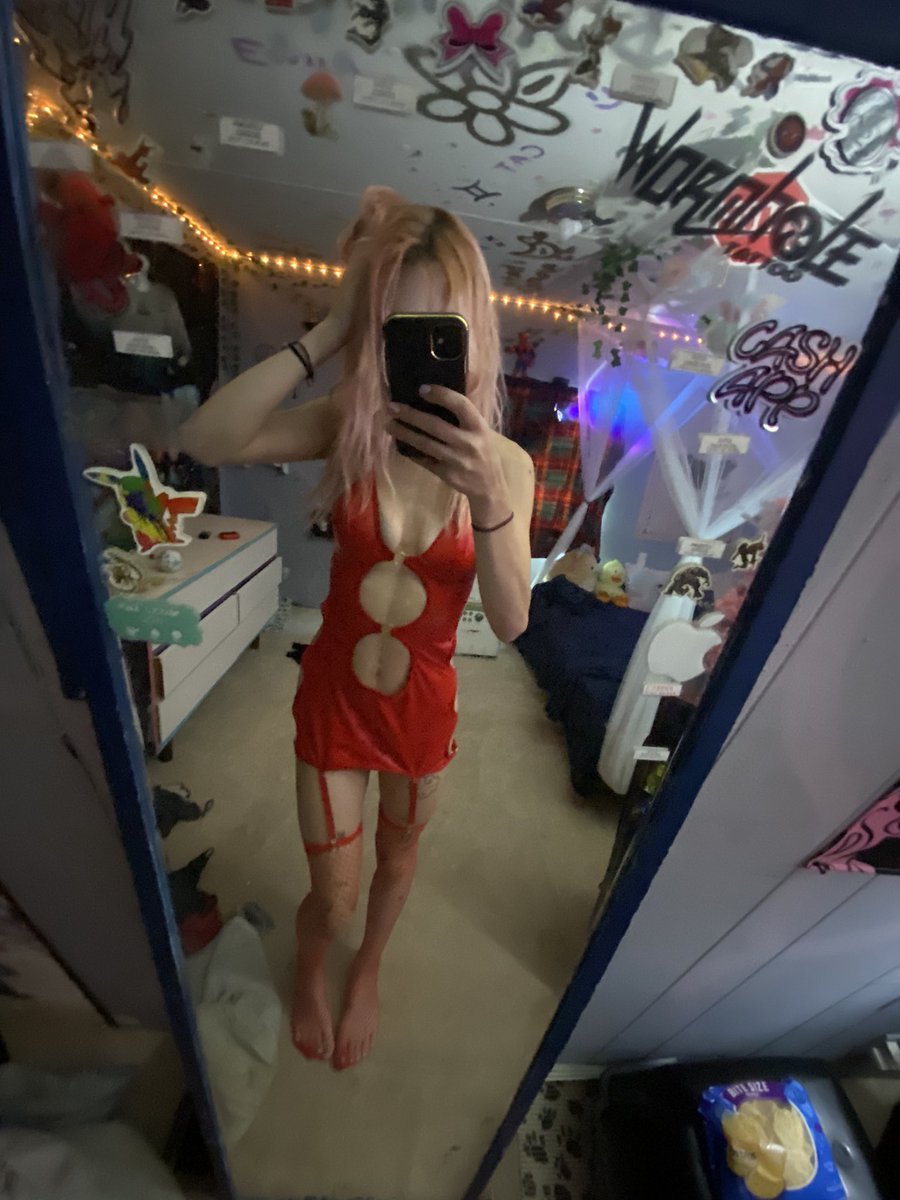 embby052's tweet photo. checkout the link in bio 🌶️😌
-dildo, vibrator content
-fully naked content
-sexy content
-custom PICS today
#nsfwtw #nsfw #onlyfans #petite #sexy #teen #wet https://t.co/SSi6K0rRBe
