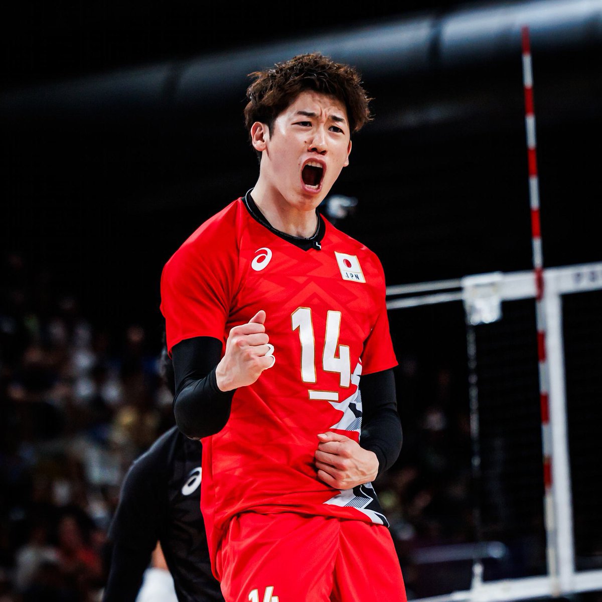 thxuvvw's tweet photo. มีน้ำตาตรงที่พี่ยูกิบอกว่า ผมคิดว่าผมแข็งแกร่งไม่พอในฐานะกัปตัน ผมยังไม่แข็งแกร่งพอในฐานะเอซ 🥺 แต่สำหรับเราพี่ยูกิเป็นเอซที่แข็งแกร่งเป็นผู้เล่นที่ดีที่สุดระดับโลกคนนึง และเป็นหนึ่งในกัปตันที่ดีที่สุดเลยค่ะ 😭 ที่ดูวอลเลย์บอลสนุกก็เพราะได้เห็นพี่ยูกิสนุกกับวอลเลย์บอลค่ะ https://t.co/Xj9W9c2U80