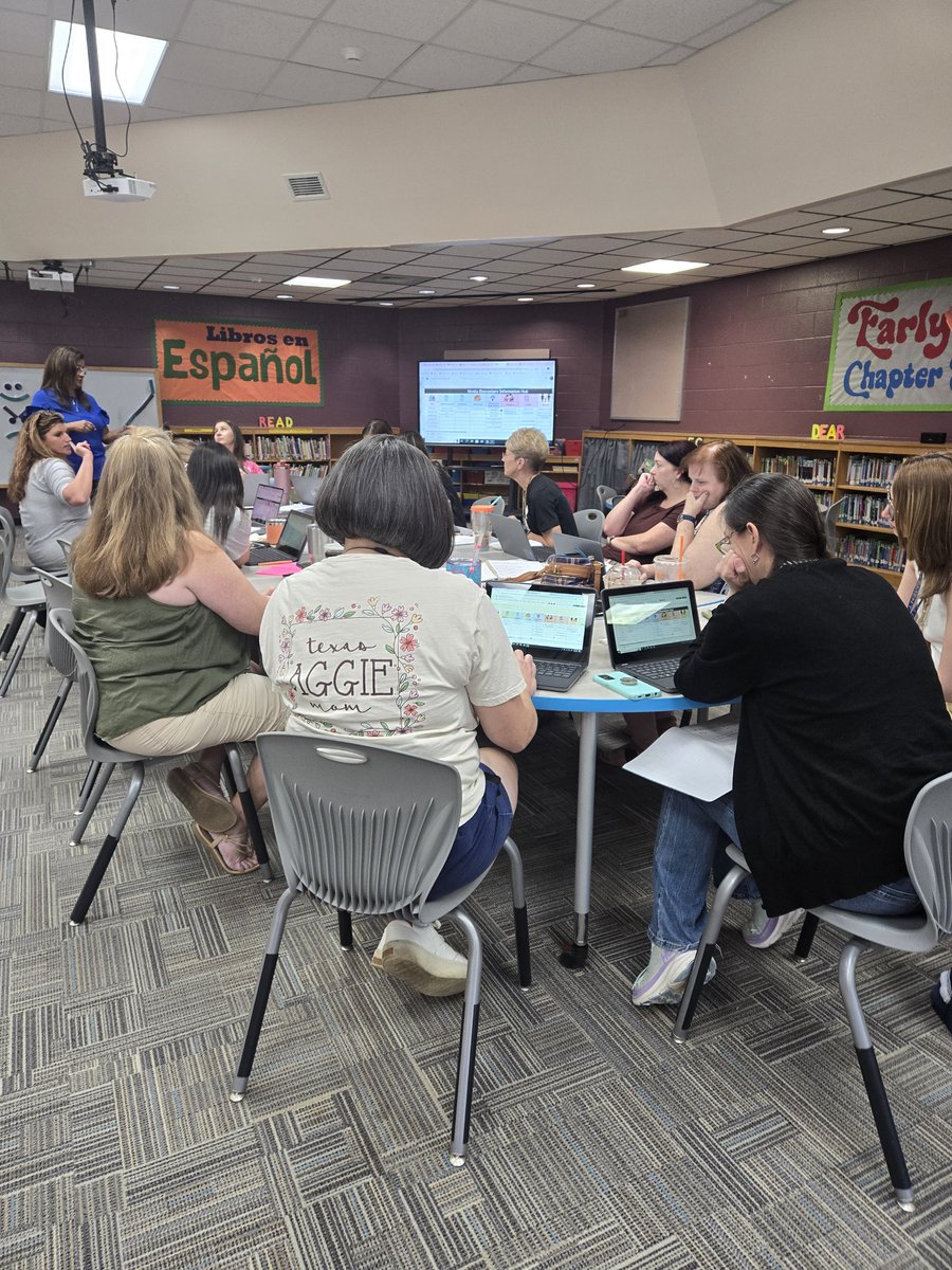 MrsDuBose5's tweet photo. Our amazing educators are back on campus at Nimitz Elementary, ready to inspire, guide, and nurture young minds. Their energy is contagious, their smiles are bright, and their impact is immeasurable. #3rdGradeGradeRocks #KISDInspires #WelcomeBack https://t.co/w63x5qf4pc