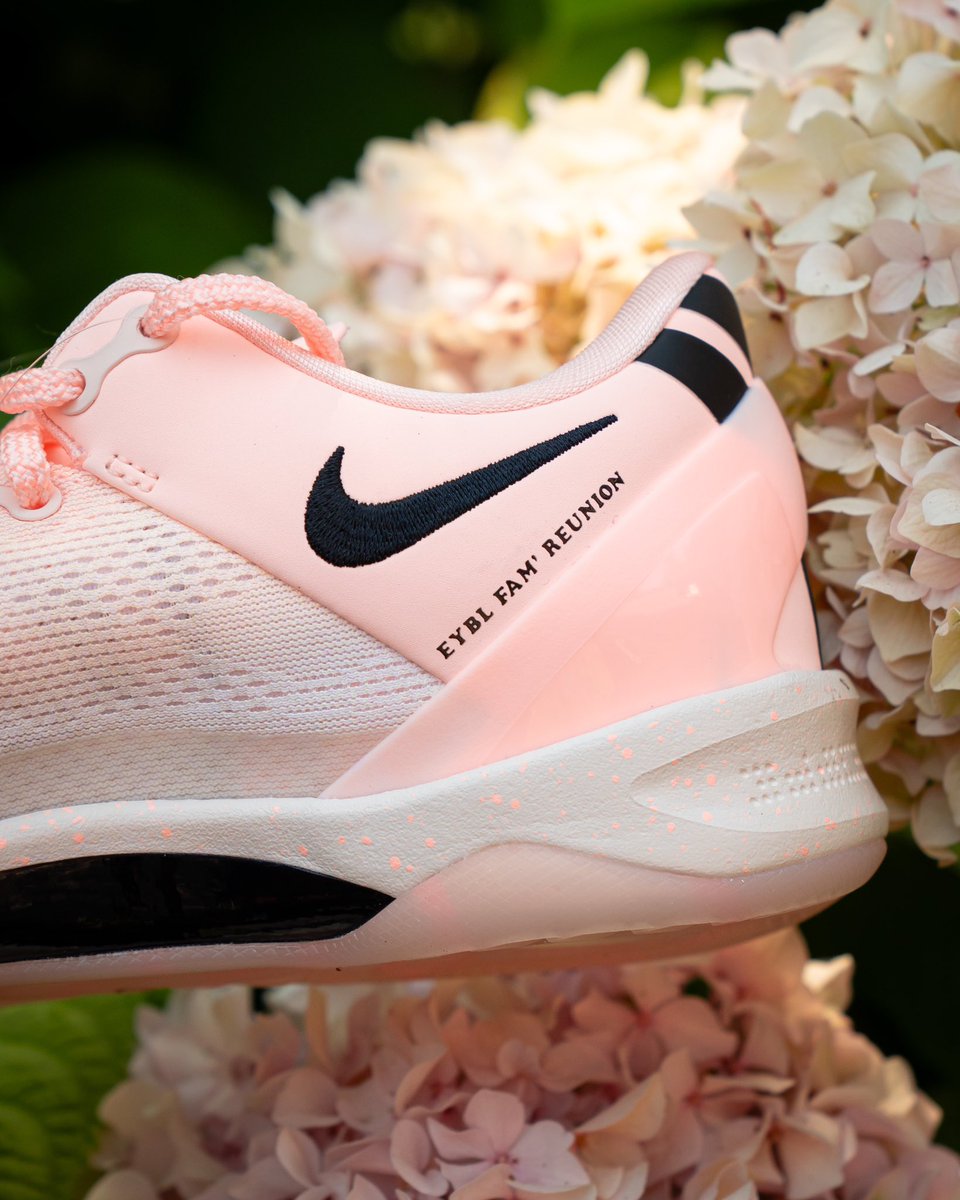 Introducing the Nike Basketball Academy Kobe.🪷