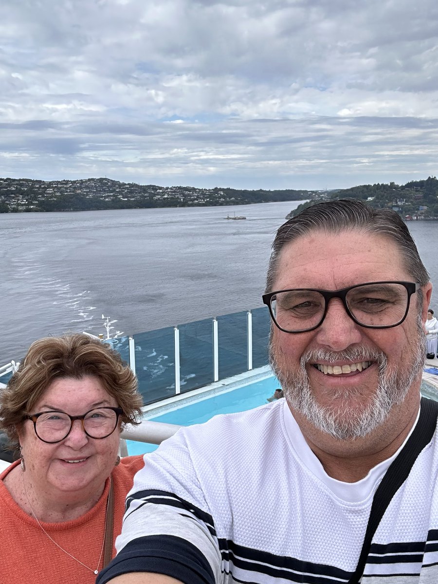 newietraveller's tweet photo. Cruising along the stunning Byfjorden
to Bergen, Norway Day 3 of our @PrincessCruises Norway cruise on beautiful #SkyPrincess #ILoveThis❤️#cruusing #cruisinglife #Norway🇳🇴 https://t.co/CN2VBoSoha
