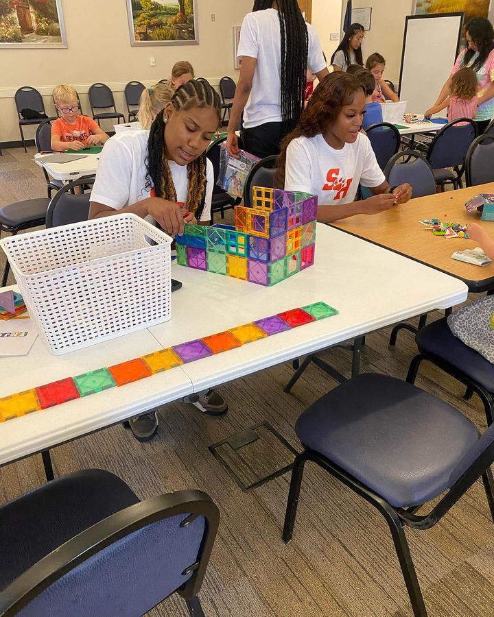 Last week some of our girls had the opportunity to volunteer at our local library for Builders Club. We appreciate the invite and can’t wait to come back in the fall for more fun! 

#EatEmUpKats x #WinTheDay x #NoLimitsOnUs #CUSACares