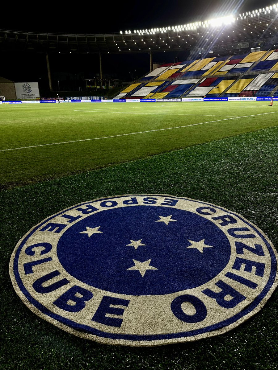 Cruzeiro's tweet photo. A imagem do Cruzeiro resplandece em Cariacica ⭐️ https://t.co/Yi8POmxPtg