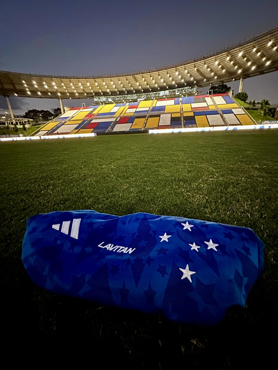 Cruzeiro's tweet photo. A imagem do Cruzeiro resplandece em Cariacica ⭐️ https://t.co/Yi8POmxPtg
