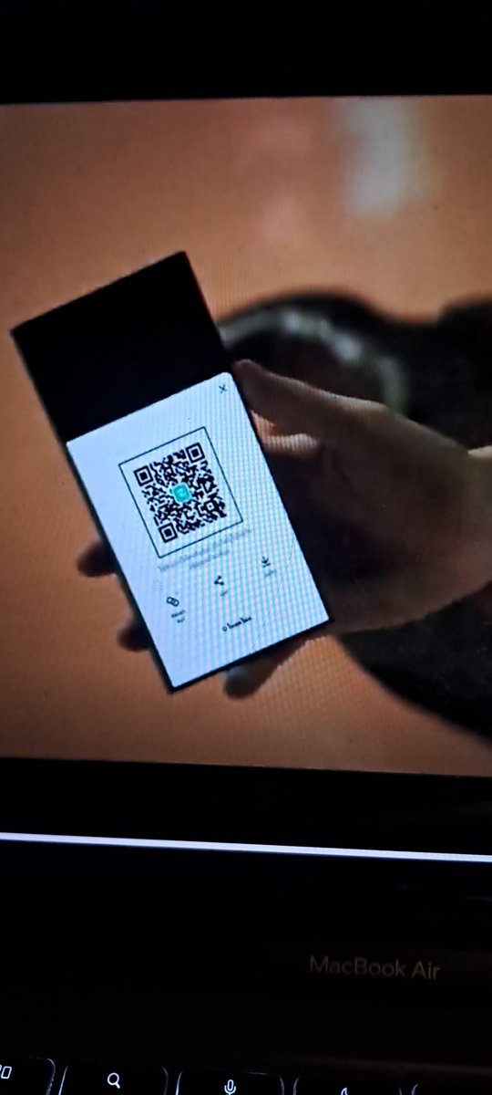 ringrightthumb's tweet photo. Please, does the Line QR Code work? #4MINUTES_EP2 https://t.co/Mu8WI91Awm