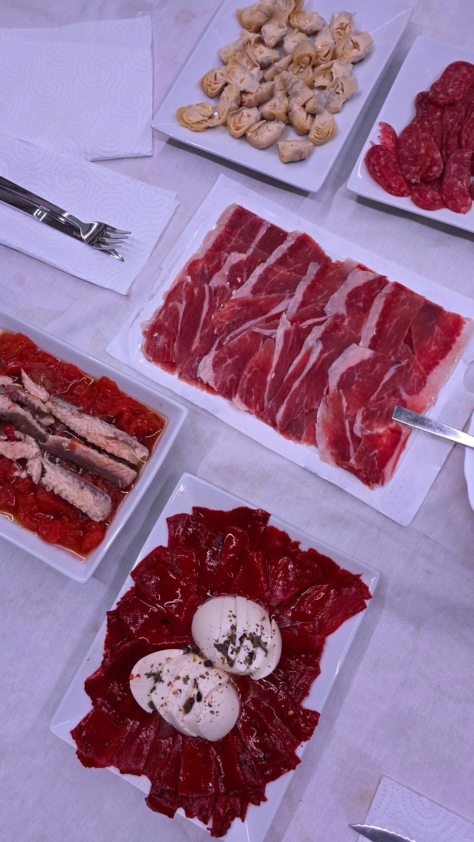 Cenas de verano en casa con amigos 🫶

Me encanta! ❤️

#summer #friends