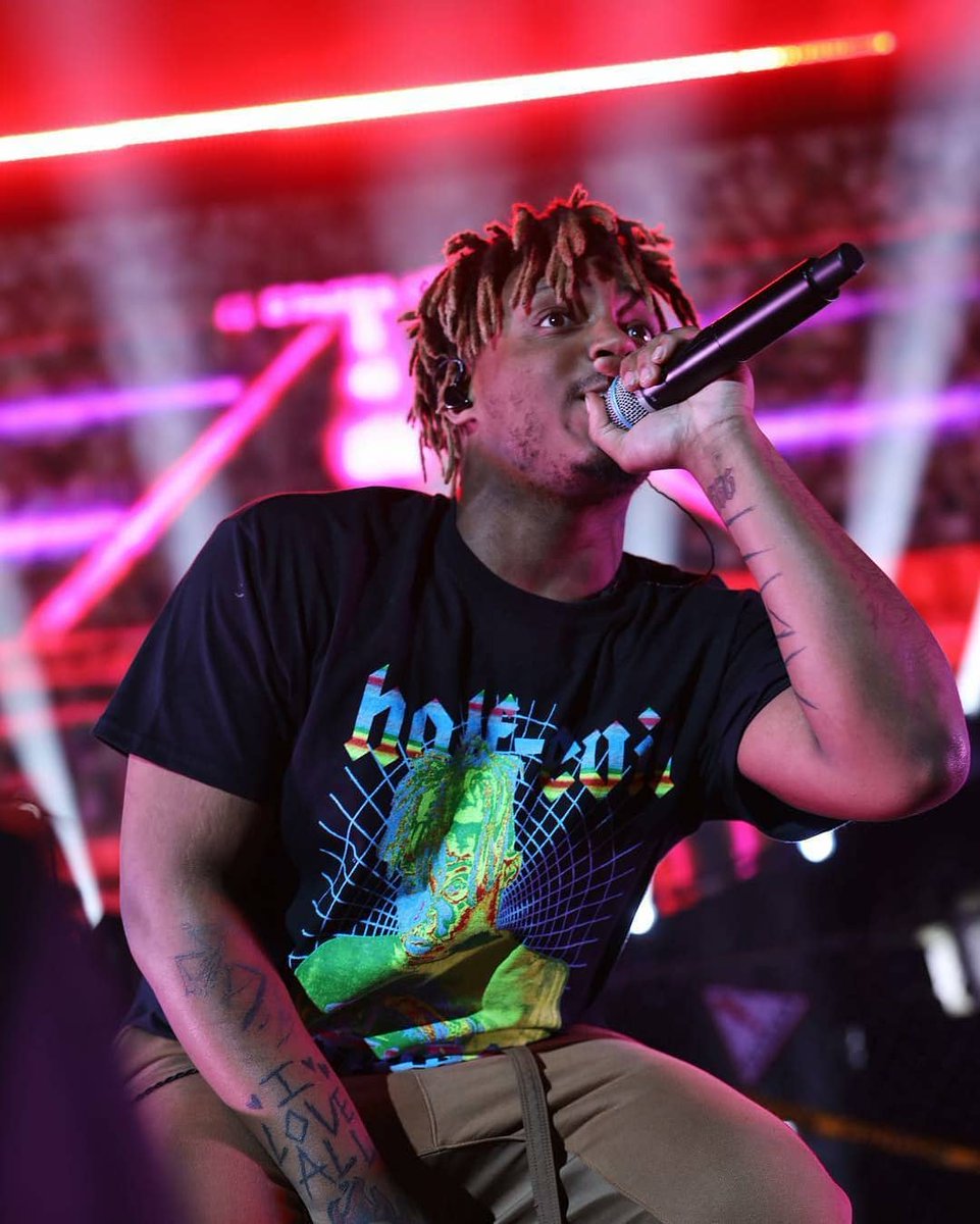 takeatripkayakk's tweet image. Juice and Uzi easily have the best unreleased discography