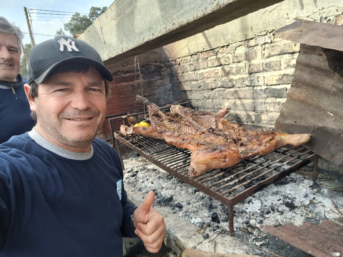 Cuando se toca la campana para comer es porque está pronto 🍷🔥🔥
