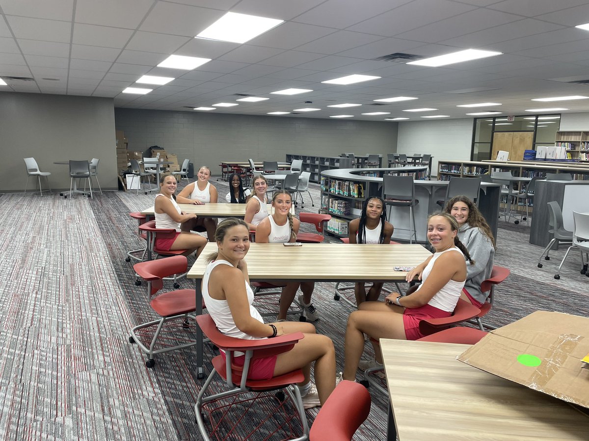 rhswarriorlib's tweet photo. @daleyeahcheer approves of the library upgrade! 📢 Come see us to check out your laptops at Open House tomorrow! Must provide a current schedule to check out! @RiverdaleHighTN https://t.co/moXrGRtE8A