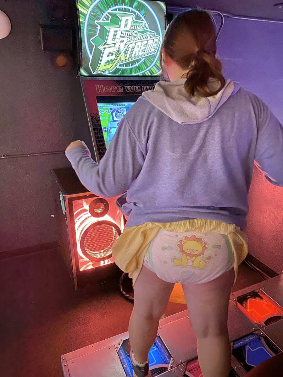TheUsualSophie's tweet photo. Check out my dance moves! 💃 https://t.co/yeS1yQjuel