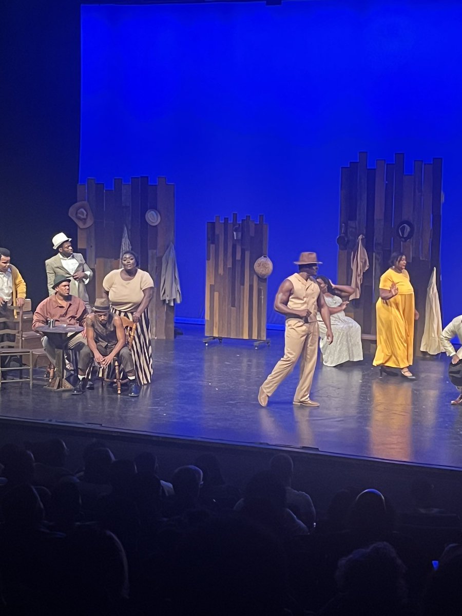 IamTurellRobins's tweet photo. Man what a weekend!!! The Color Purple Musical and the cast owes me nothing at all!!! I’m blessed to have been apart of this dynamic cast who are now my family!! Love them all!!! #HoustonActors #Broadway #Actors #theaterLife https://t.co/ebto4W51JR