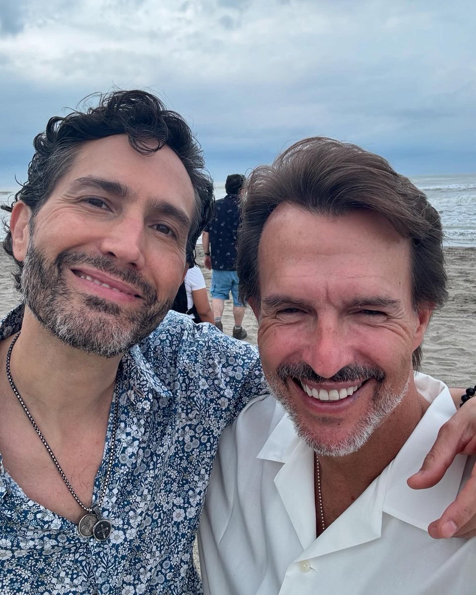 LosBennyFans's tweet photo. El buen corazón de @bennyibarra lo ha llevado a apoyar causas nobles. Hoy sigue apoyando la labor de @TeletonMexico
📸 by @ChobiLanderos
#bennyibarra #fernandolanderos #teleton #Acapulco https://t.co/iobGjVfKYw