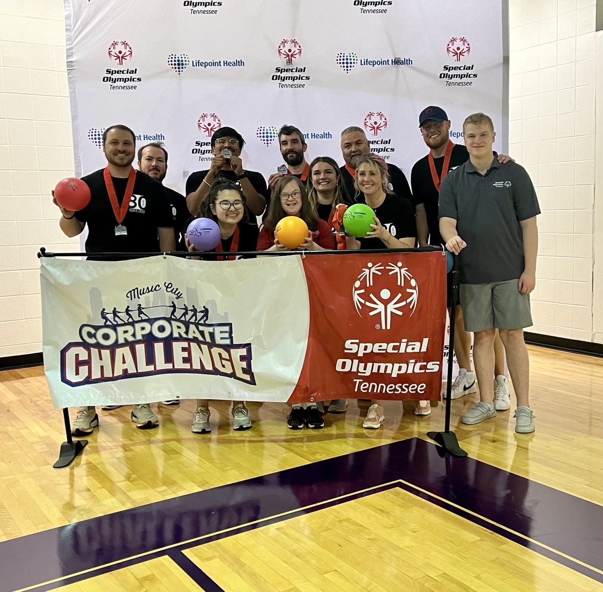 A look at our teams competing in the 2024 Music City Corporate Challenge supporting <a href="/SOTennessee/">Special Olympics TN</a>! Highlighted by our medalists for bowling, basketball, dodgeball, and volleyball, the annual competition was a huge hit. 🥇🥈🥉

#OurPeople x #LeeCompany
