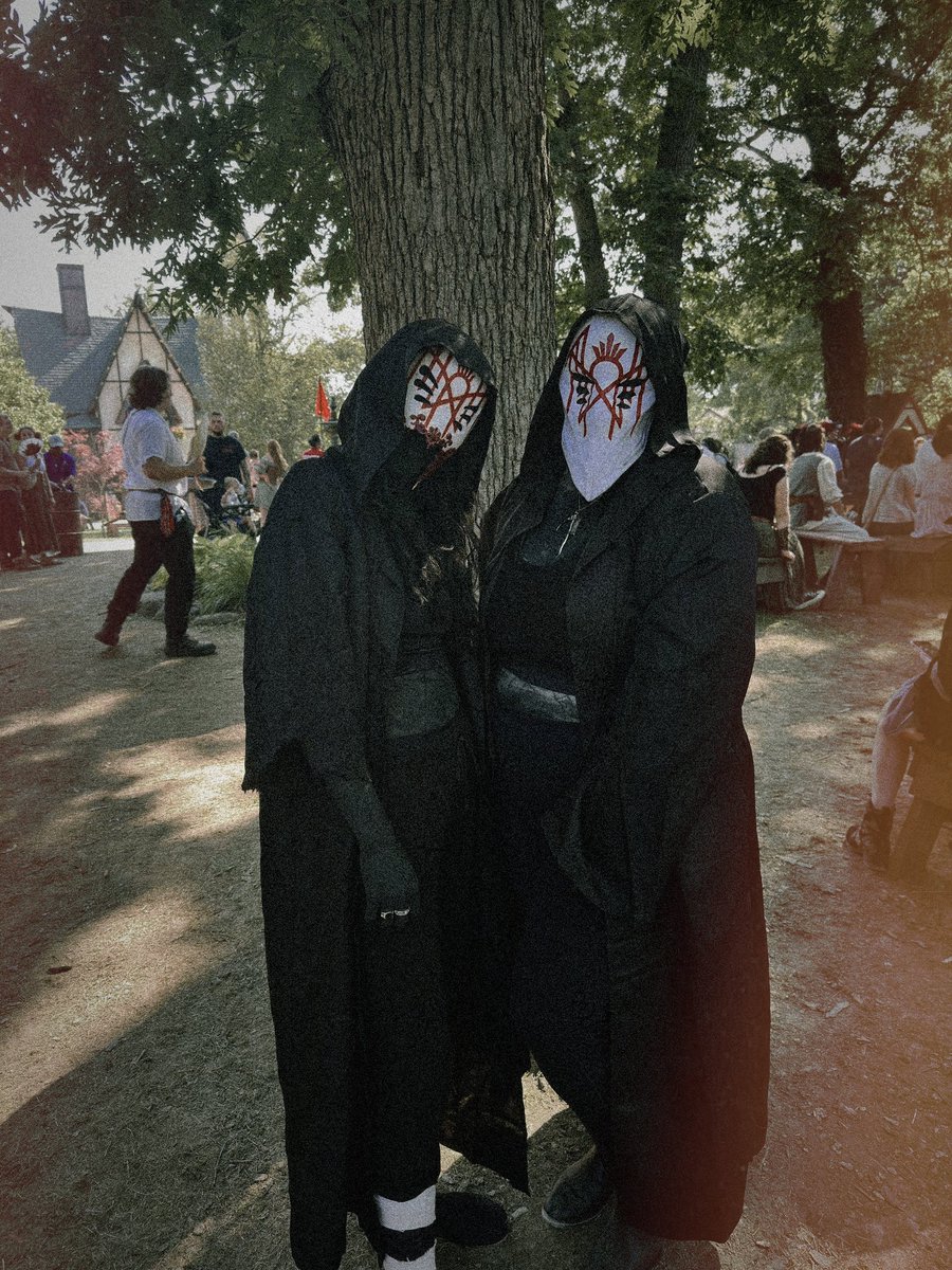 ayleedop's tweet photo. Ren Faire Weekend ♡ https://t.co/xGm1pbrfjP