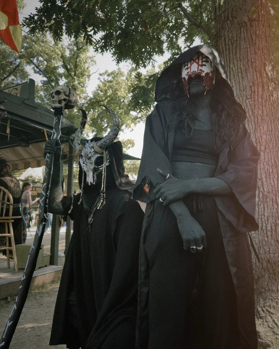 ayleedop's tweet photo. Ren Faire Weekend ♡ https://t.co/xGm1pbrfjP