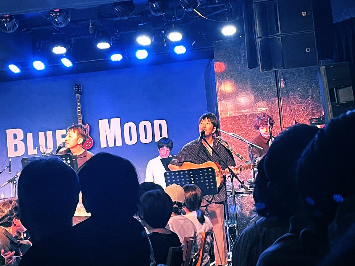 一昨日の汐留ブルームードライブ
ありがとうございました！

路地裏ナキムシ楽団のバンドライブでした。

今年は演劇&amp;バンドの本公演が10/4,5,6であります！
それにあわせて去年の公演を丸っと限定公開しております↓是非ヘッドホンか大音量でお楽しみ下さい🙌😂

youtu.be/2YJwiRs_S48?fe…