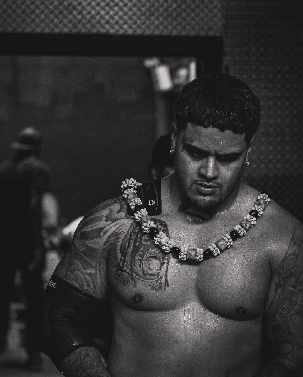 LeTempleDuCatch's tweet image. 🔴 Zilla Fatu, le fils d'Umaga est dans le viseur de la WWE. Il est apparu à SummerSlam après avoir subi des retards et des annulations de voyage qui lui ont fait manquer un booking de la GCW. Il est toujours attendu aux shows de la GCW pour le moment. (Fightful)