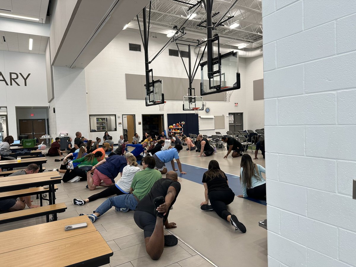 Dynamic Stretching at Elementary Health Fitness PD today! (No one was injured in this pose 😀)