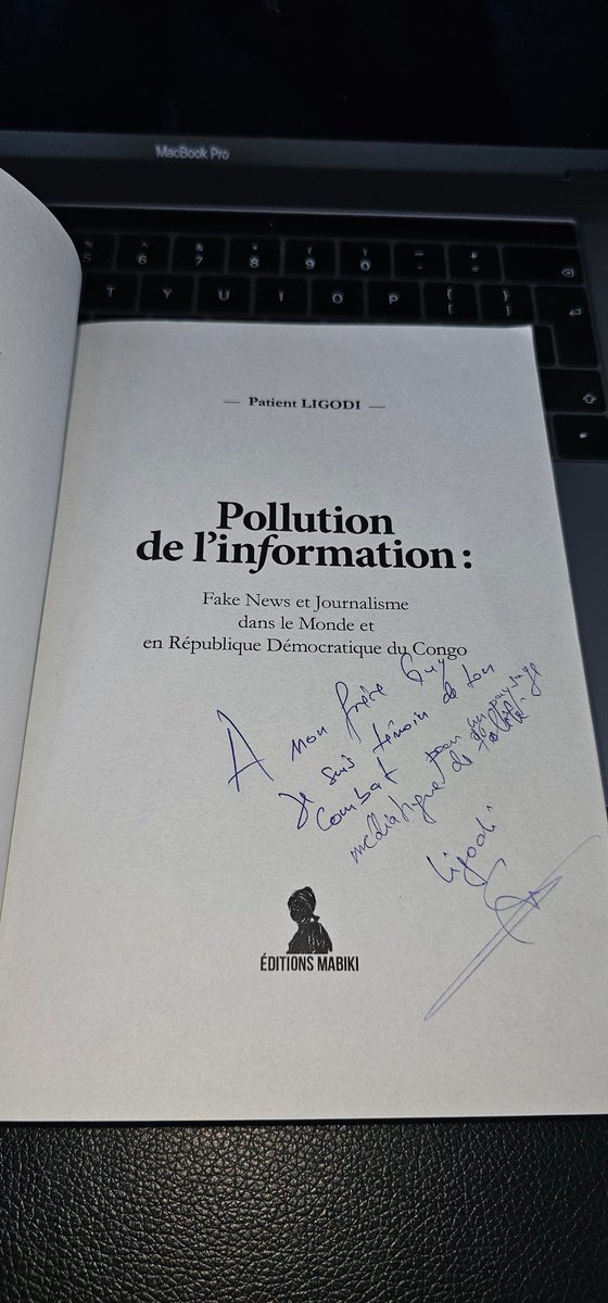 guyntoto's tweet photo. J'ai reçu mon exemplaire aujourd'hui que j'ai dévorer cette semaine.
Merci beaucoup cher @ligodi https://t.co/XFsBQnuCtH
