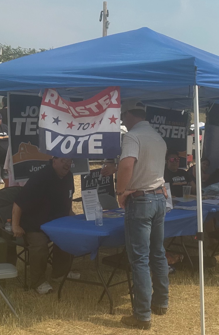 When <a href="/SenatorTester/">Archive: Senator Jon Tester</a> doesn't show up at the powwow in Rocky Boy, @SheehyforMT comes in for the win.

Thank you, Tim. We need a hero, not a <a href="/jontester/">Jon Tester</a> 0.

Tim isn't afraid of a little controversy.

#mtpol #mtnews #retiretester #mtleg #mtsen <a href="/aaronflint/">Aaron Flint</a> <a href="/pvtjokerus/">john jackson</a> 

So cool!