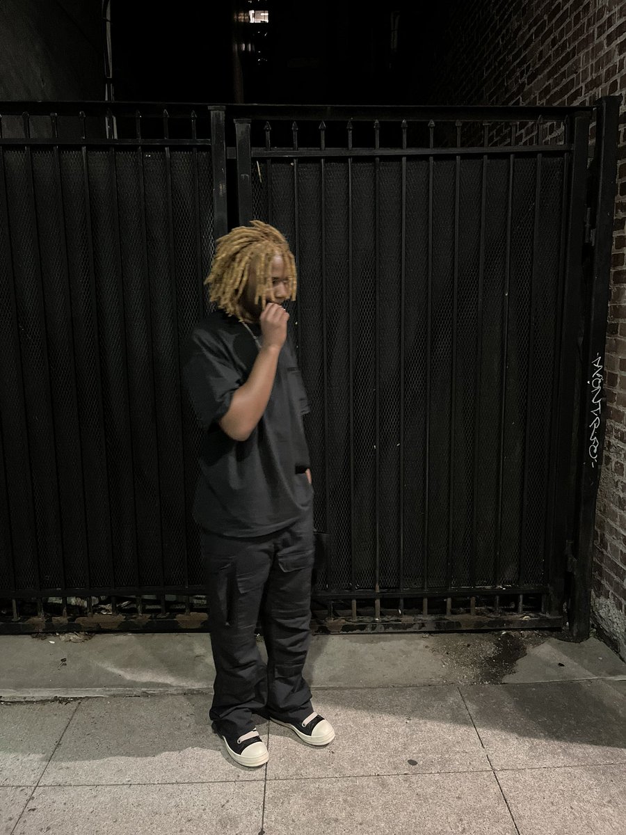 Kore352's tweet image. more chaos‼️💜