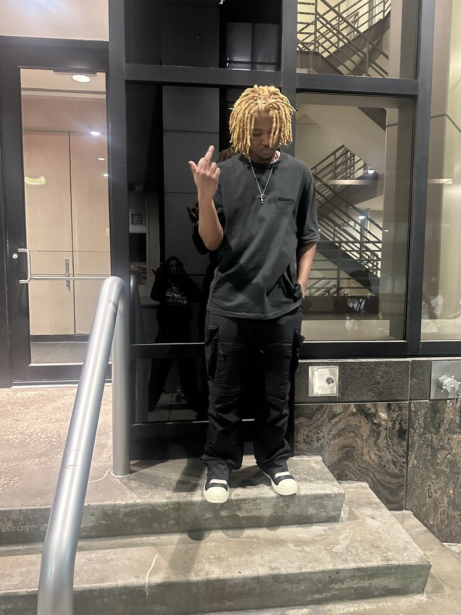 Kore352's tweet image. more chaos‼️💜