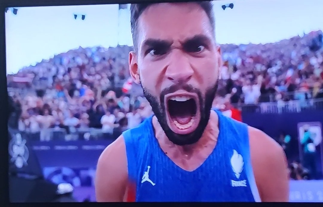 fabien_04's tweet photo. Ouiiiiiiii @Delassebat !!!! 💪🏻🇨🇵
Allez on vise la 🏅 !!!
@3x3ffbb @ffbasketball #JOParis2024 https://t.co/3k00btXDKm
