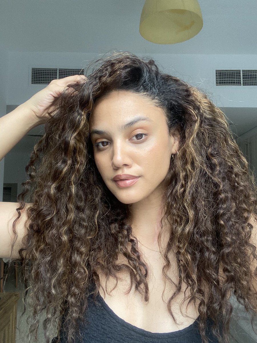 maya______06's tweet image. Proof of life😘