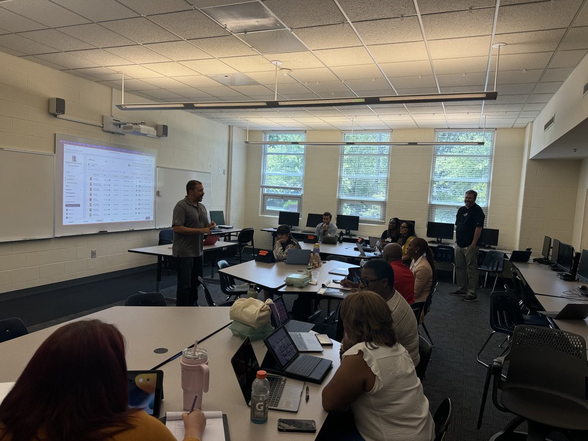 Connie White (@cwhitetech) on Twitter photo Our awesome tech/innovation specialists are leading technology training with the New Faculty for the 2024-2025 school year! <a href="/WoodwardAcademy/">Woodward Academy</a> Our awesome tech/innovation specialists are leading technology training with the New Faculty for the 2024-2025 school year! <a href="/WoodwardAcademy/">Woodward Academy</a>