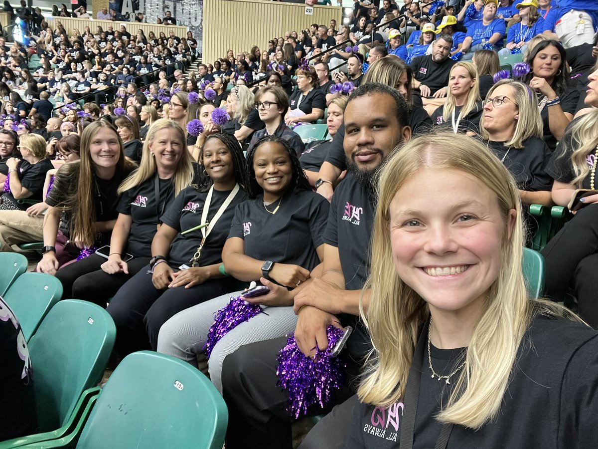 CoachMillsap's tweet photo. @ProsperISD sure knows how to get us excited!!! #ProsperProud #ProsperConvocation https://t.co/oLoZXnLMZv
