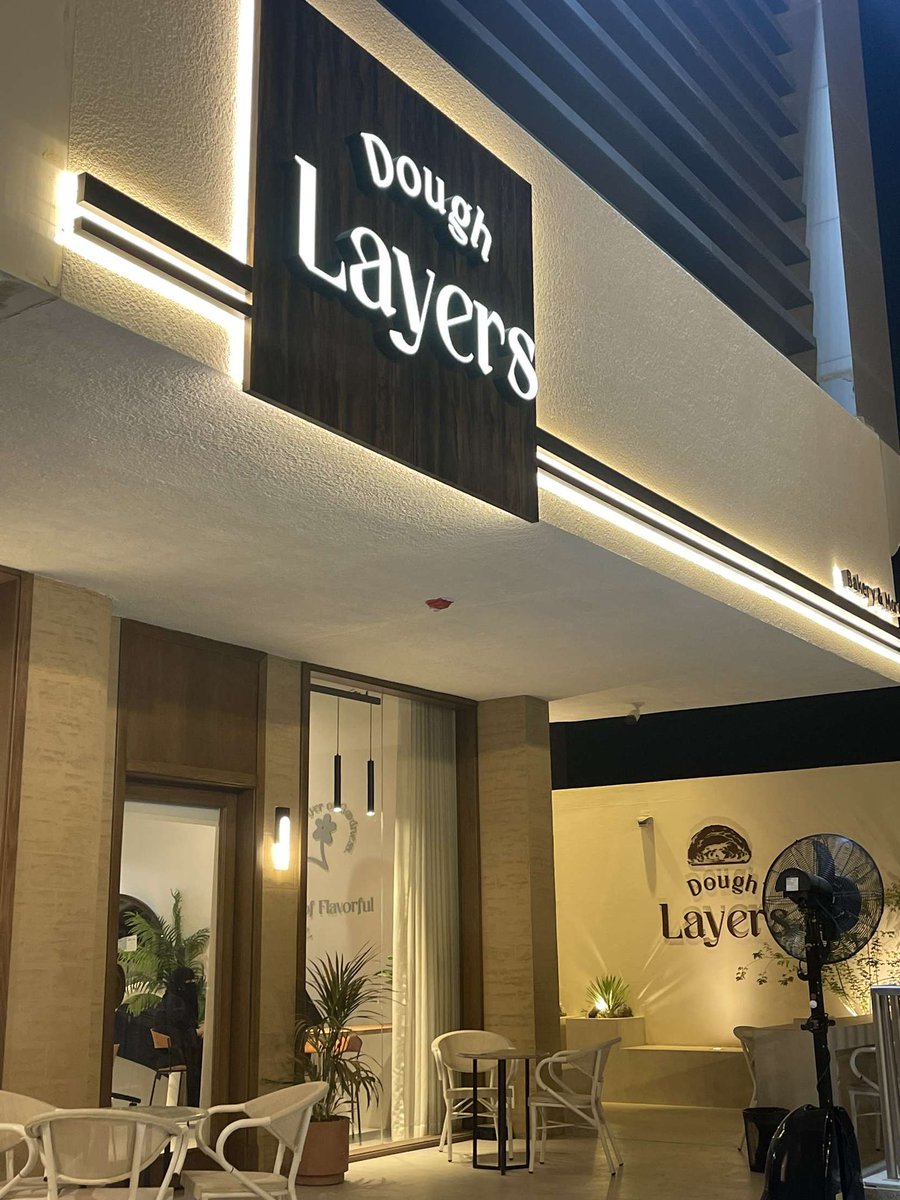 Gej1313oo's tweet photo. 🔸 Dough Layers دو لايرز | حي الربيع 

مخبز متنوع فيه قهوه وشاي ومخبوزات اسعارهم معقوله والمكان هادئ حبيته 👌🤍

اللي جربت من عندهم شوكو كوكي كروسان 

📍 https://t.co/XST4VbM8xu https://t.co/rd7GxM24wn