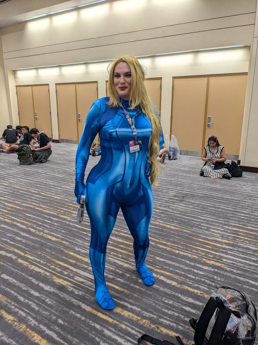 docseraph's tweet image. My Thursday #GenCon2024 cosplay was Zero Suit Samus from #metroid I had such an awesome time! The suit was made by @braekor