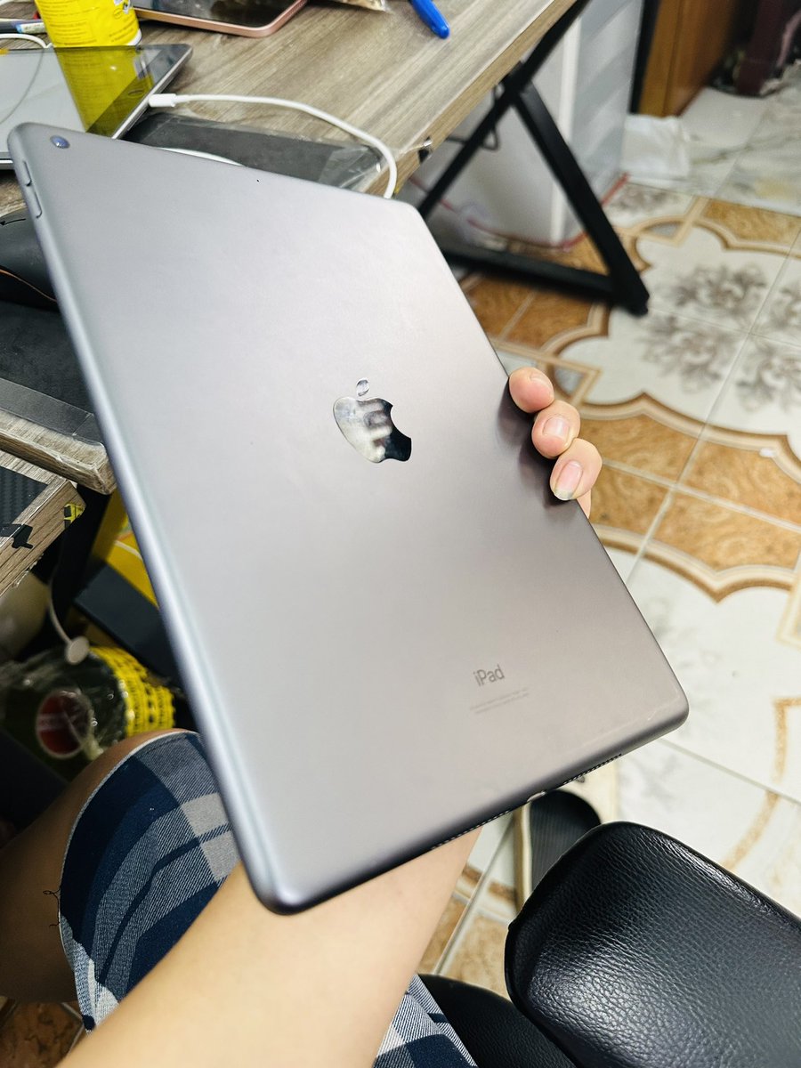 apple139 tweet media