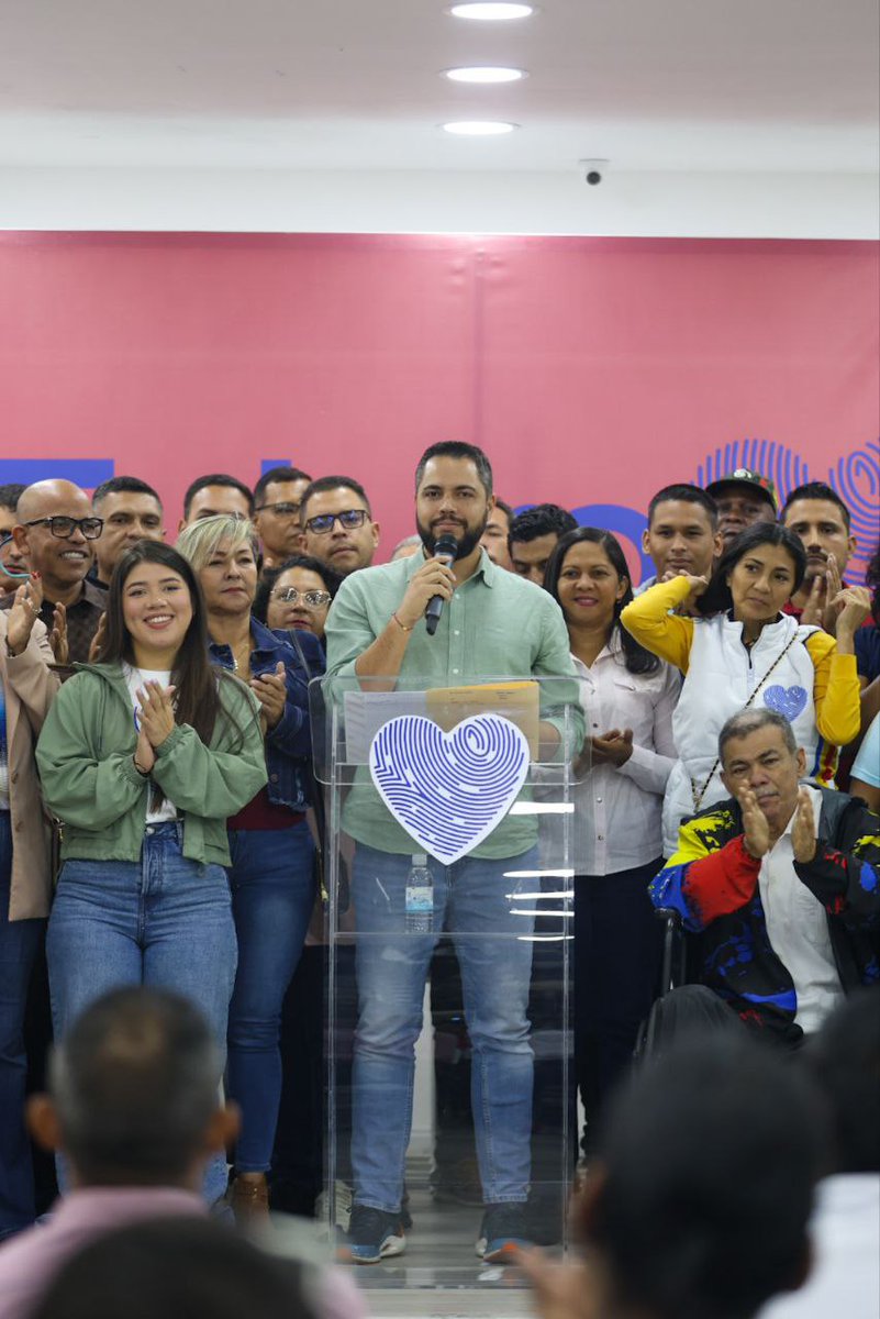 En Rueda de Prensa, Secretario Nacional del Movimiento Futuro, <a href="/JulioGarciaZ/">Julio García Zerpa</a> "Estuvimos desplegados en los 24 estados del país dando un interesante debate sobre los resultados electorales y sobre el éxito de Futuro en solo 4 meses".