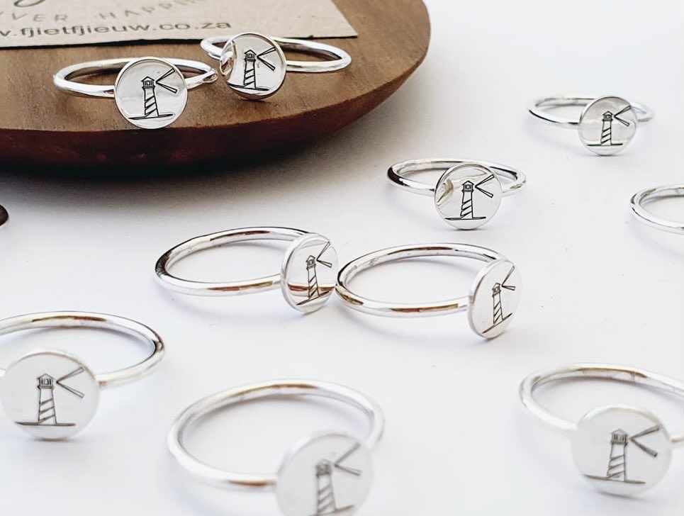 FFjieuw's tweet photo. Sterling Silver Lighthouse Stacking Rings - Commissioned!

For commissions contact us on 0711871850 or info@fjietfjieuw.co.za

#sterlingsilver #lasercut #laserengraved #lighthouse #ring #rings #stackingrings #stackemup #stackemhigh #commissioned #fjietfjieuw #wedeliverhappiness https://t.co/zHMOuITc3M